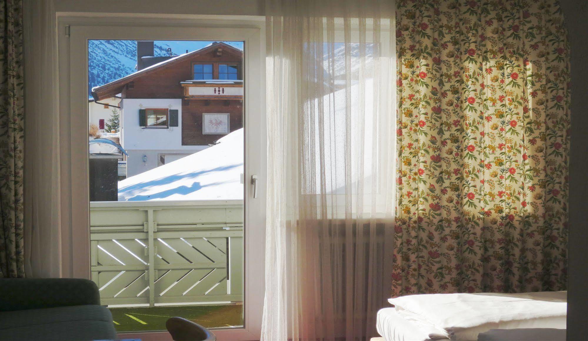 Pension Churlis Lech am Arlberg Exterior foto