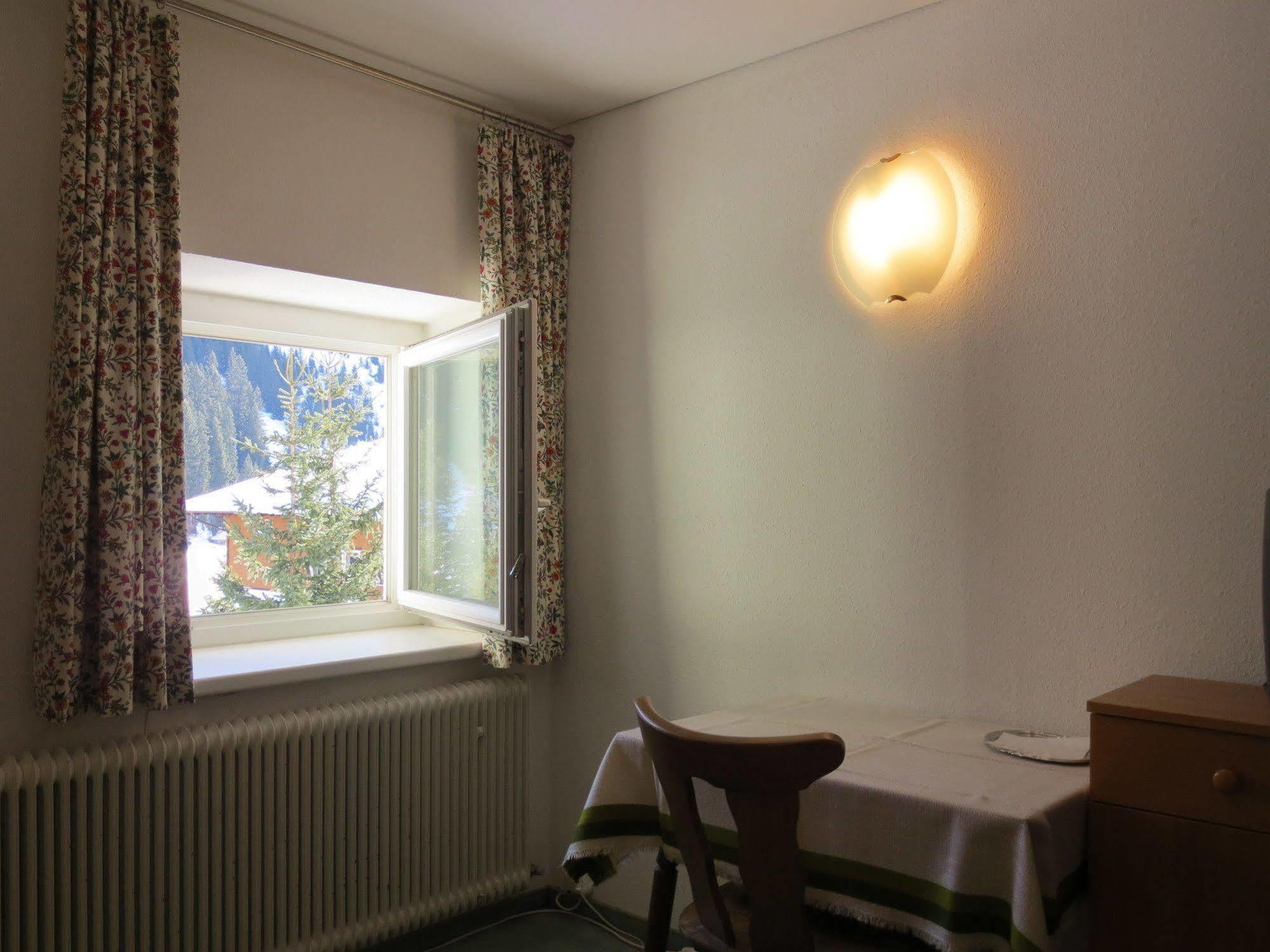 Pension Churlis Lech am Arlberg Exterior foto